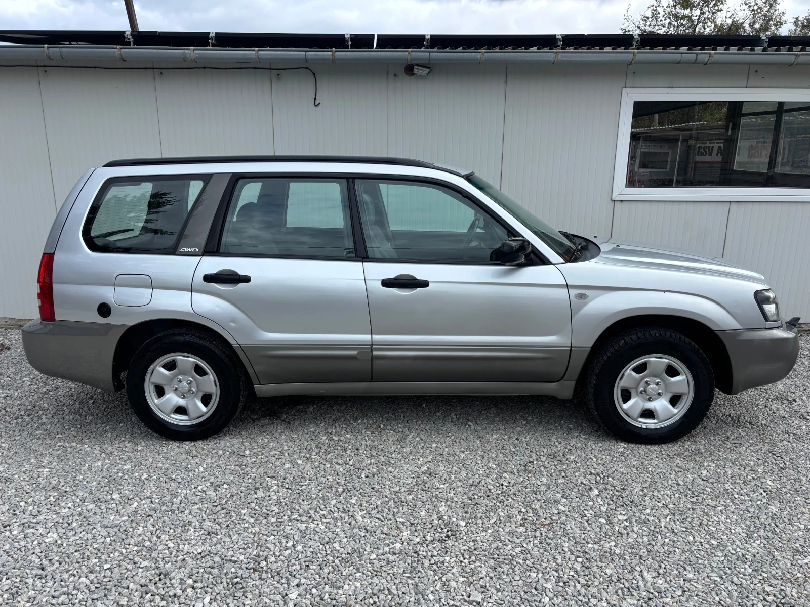 Subaru Forester 2.0i 125     | Mobile.bg   7