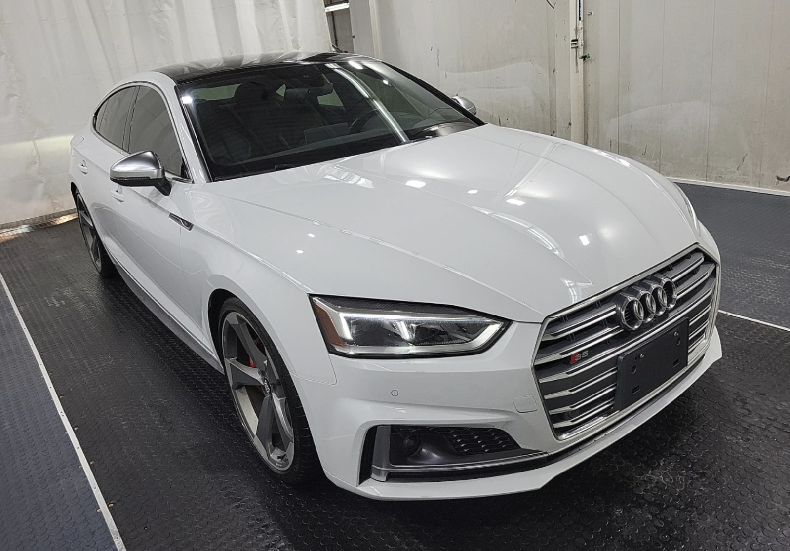 Audi S5 SPORTBACK TECHNIK - изображение 2