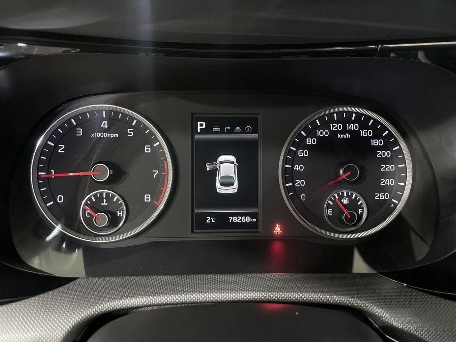 Kia K5 2.0 LPI Trandy * НАЙ-ДОБРА ЦЕНА В БЪЛГАРИЯ*  - изображение 9