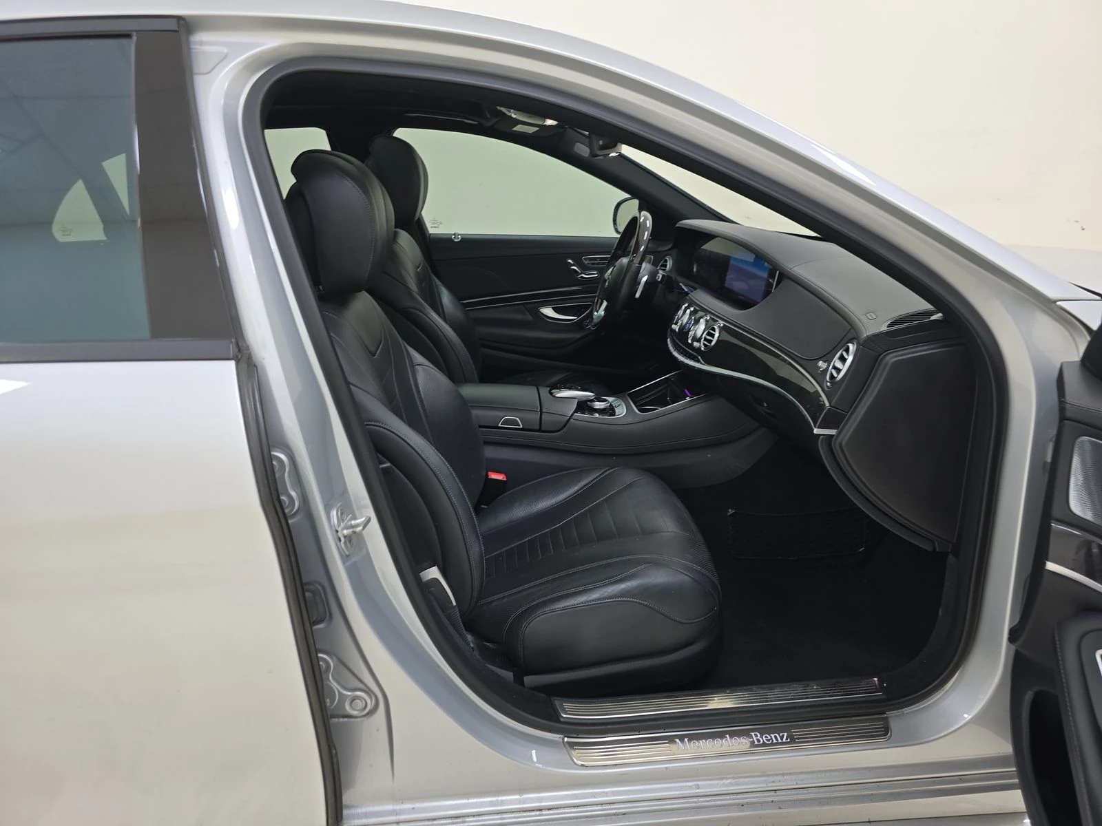 Mercedes-Benz S 560 2018 Mercedes-Benz S 560 4MATIC Sedan | Mobile.bg   14