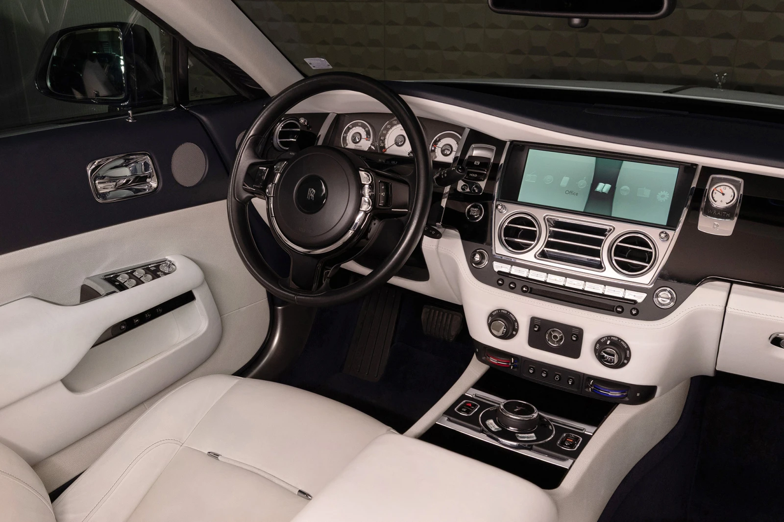 Rolls-Royce Wraith GhostFamily XZ01 | Mobile.bg � ����������� 11