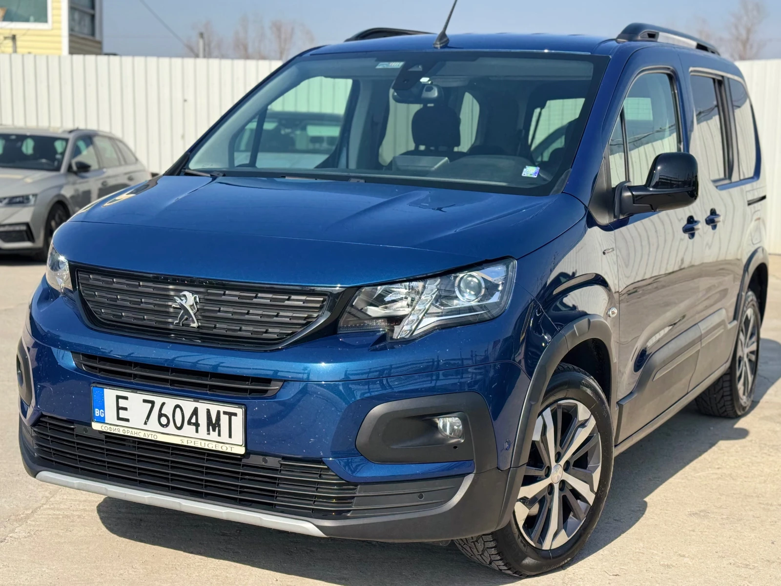 Peugeot Rifter GT-Line 1.5HDI AUTOMATIC КАМЕРА CARPLAY НОВА ОТ БГ