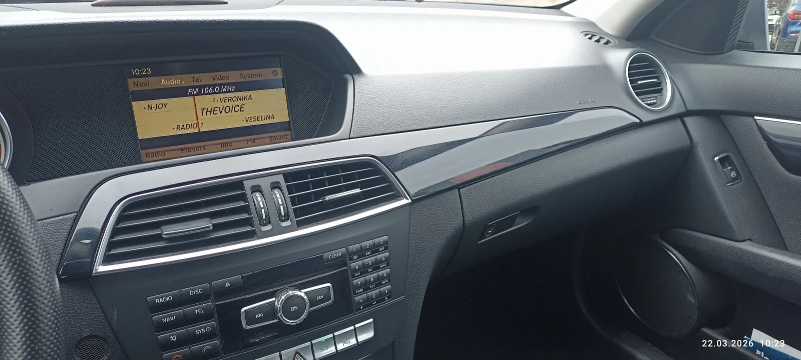 Mercedes-Benz C 220, снимка 4 - Автомобили и джипове - 53988581