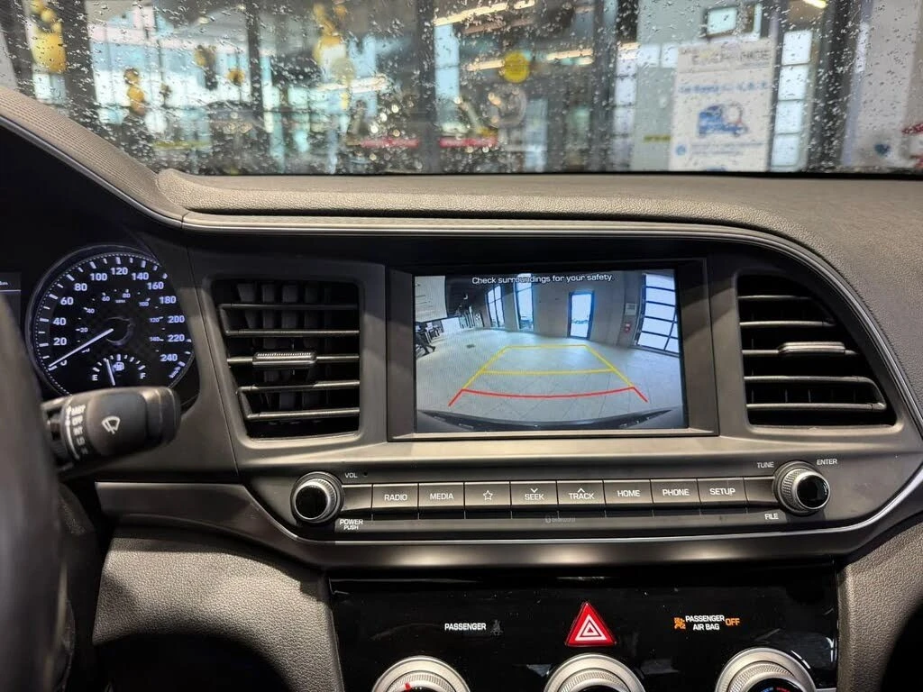 Hyundai Elantra Preferred* ����������* (���� �� ��) | Mobile.bg � ����������� 12