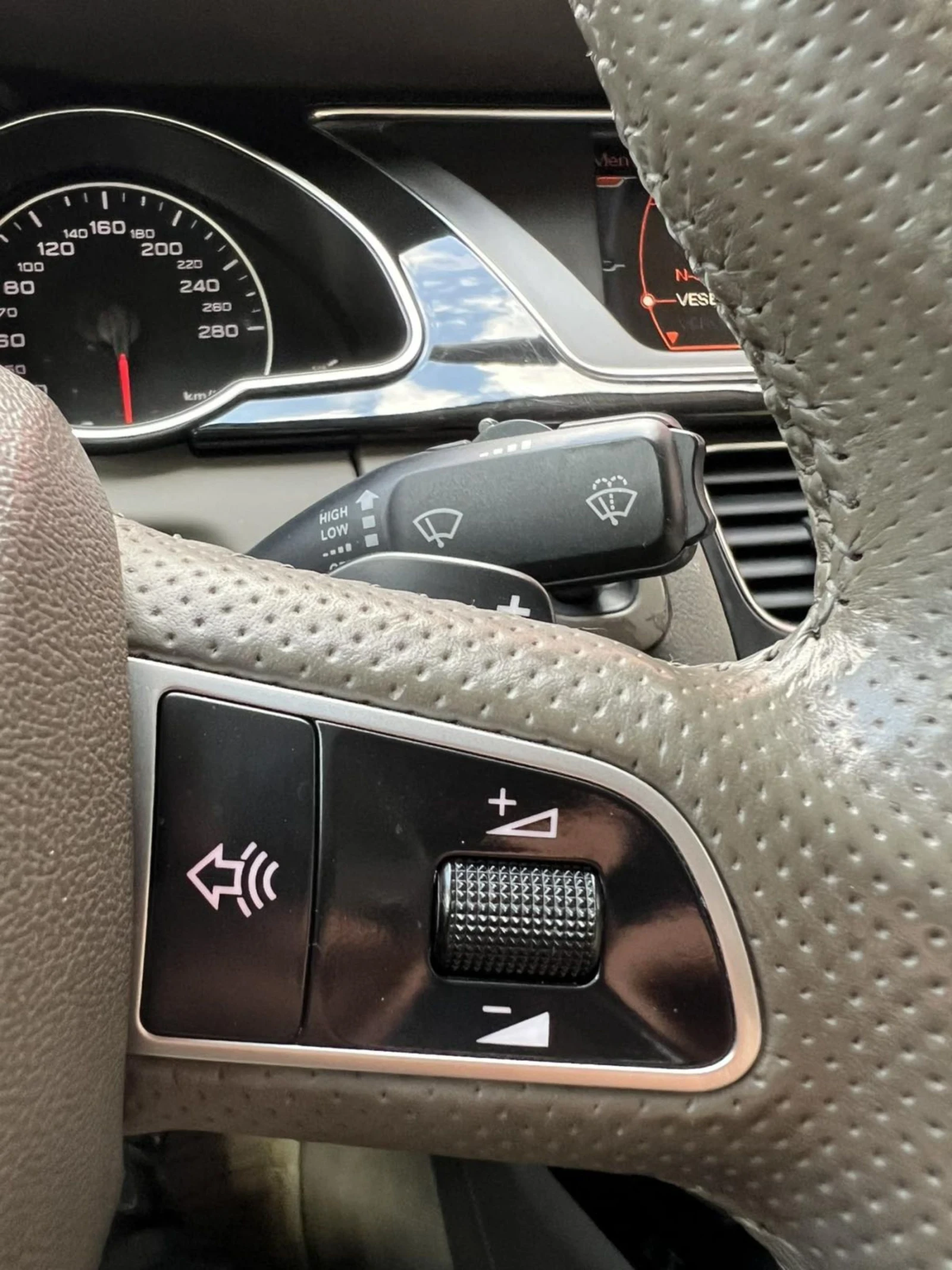 Audi A5 2.7 TDI, снимка 11 - Автомобили и джипове - 54333298