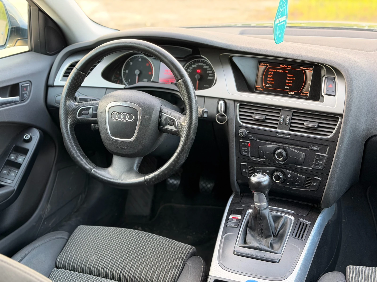 Audi A4 2.0TDI | 143кс., снимка 7 - Автомобили и джипове - 54336199