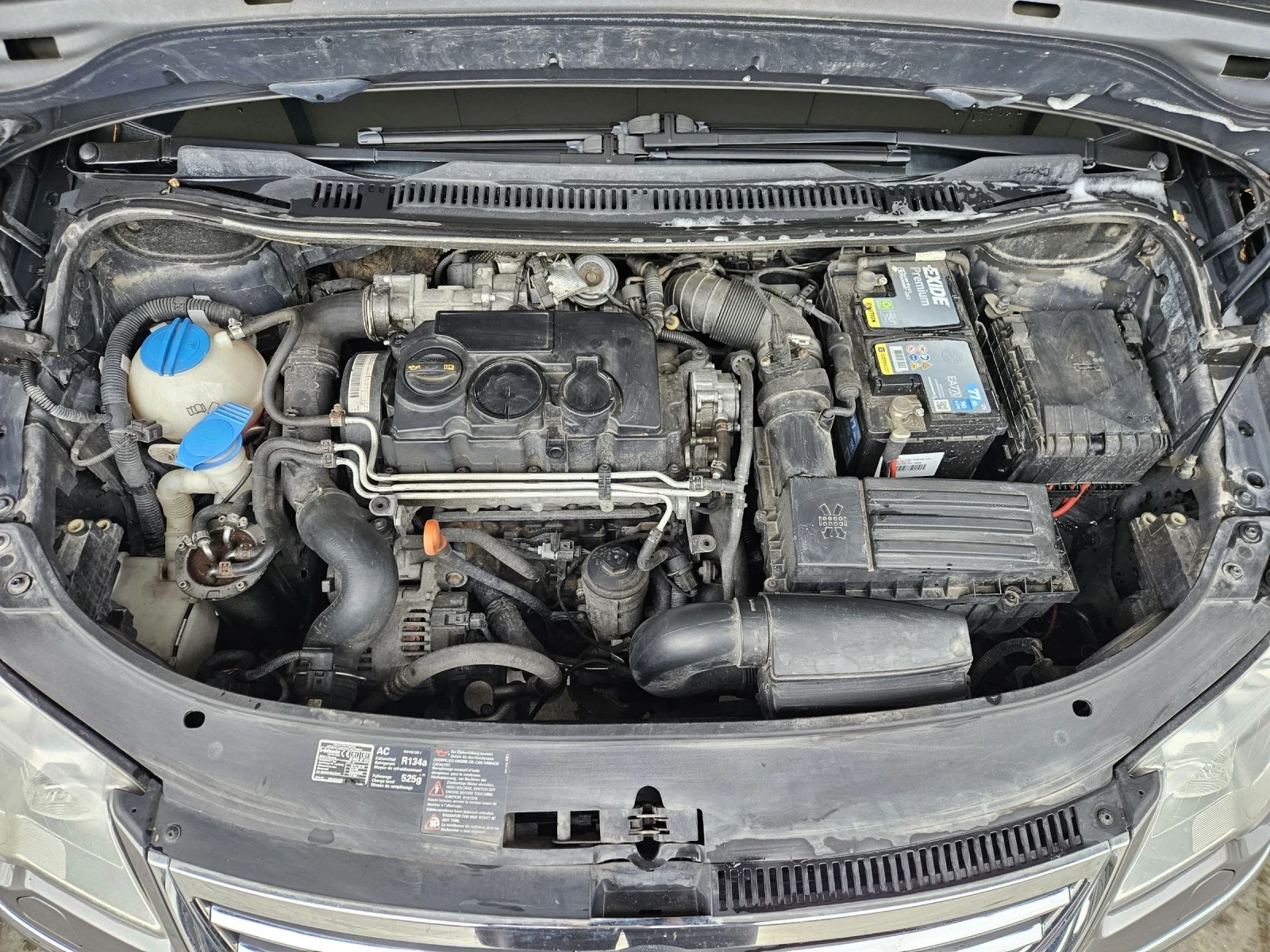 VW Touran 2 tdi 140 hp  BMM, снимка 3 - Автомобили и джипове - 54386637
