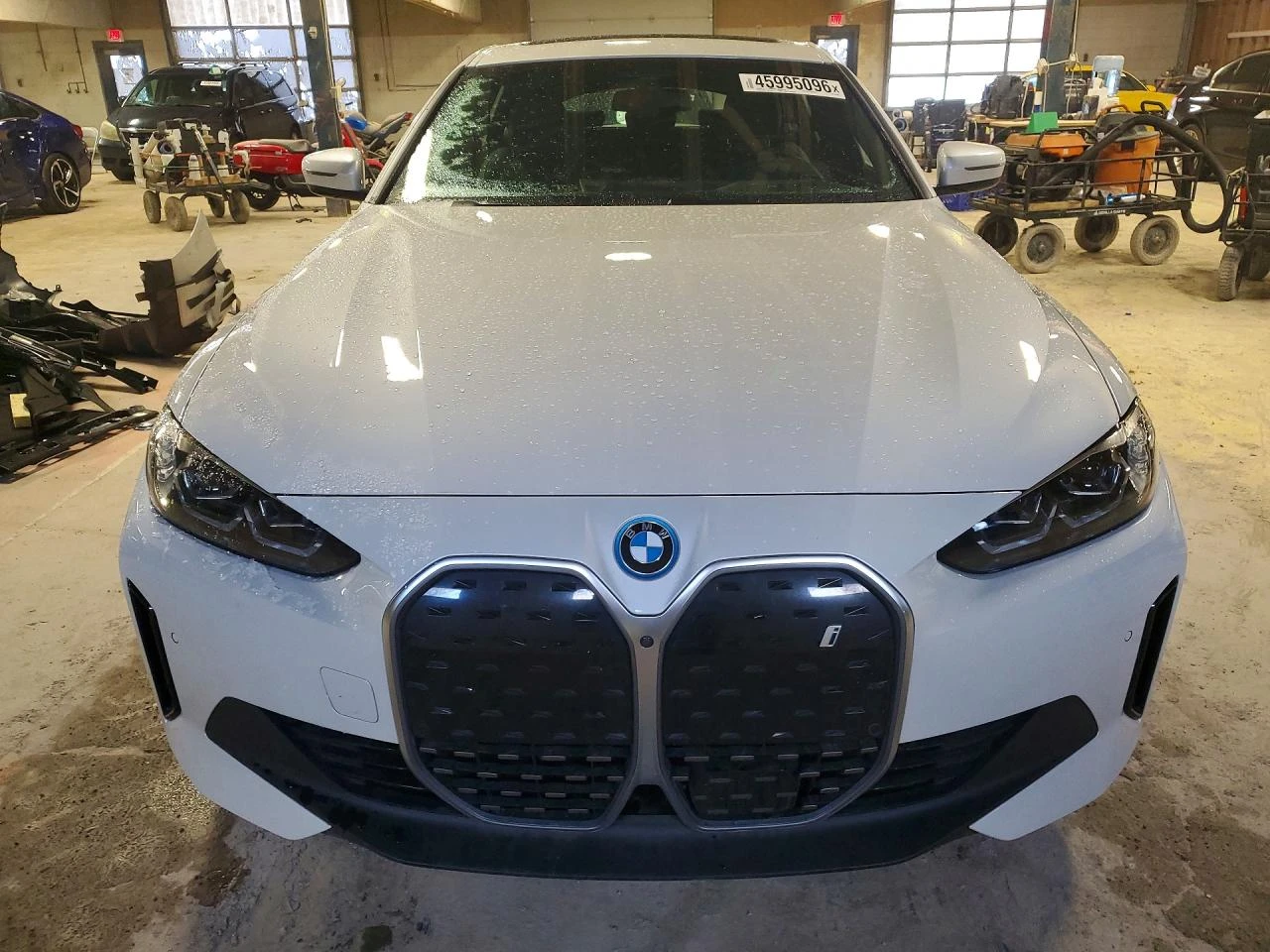 BMW i4 xDrive 40 | Mobile.bg � ����������� 5