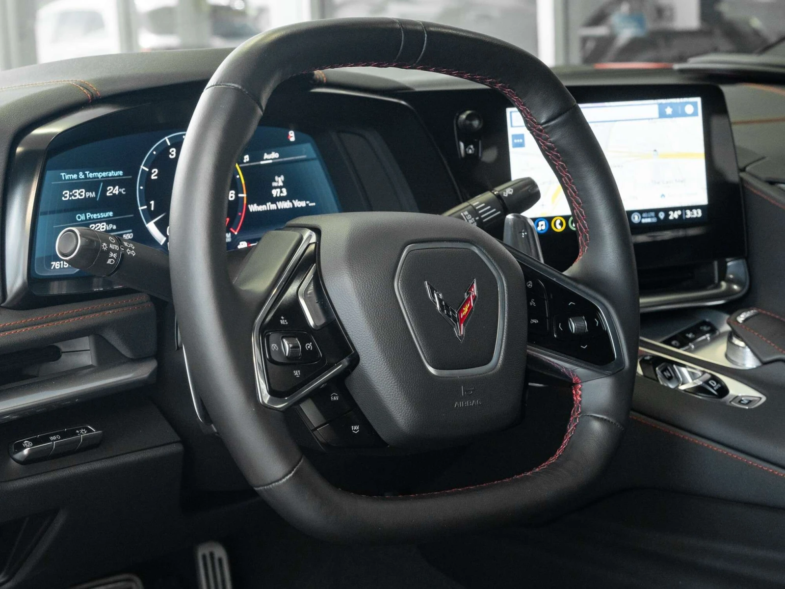 Chevrolet Corvette Stingray Bose audio | Navigation | Vented Seats | , снимка 14 - Автомобили и джипове - 54899700