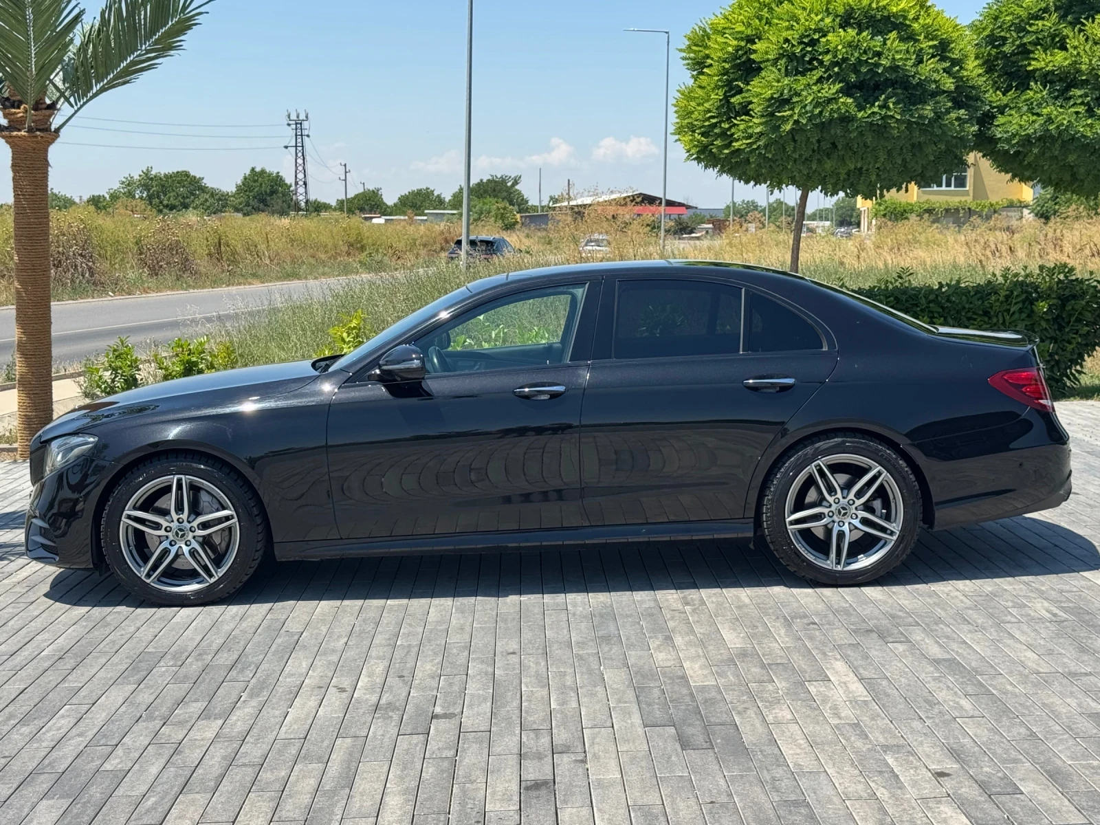 Mercedes-Benz E 400, снимка 3 - Автомобили и джипове - 55108186