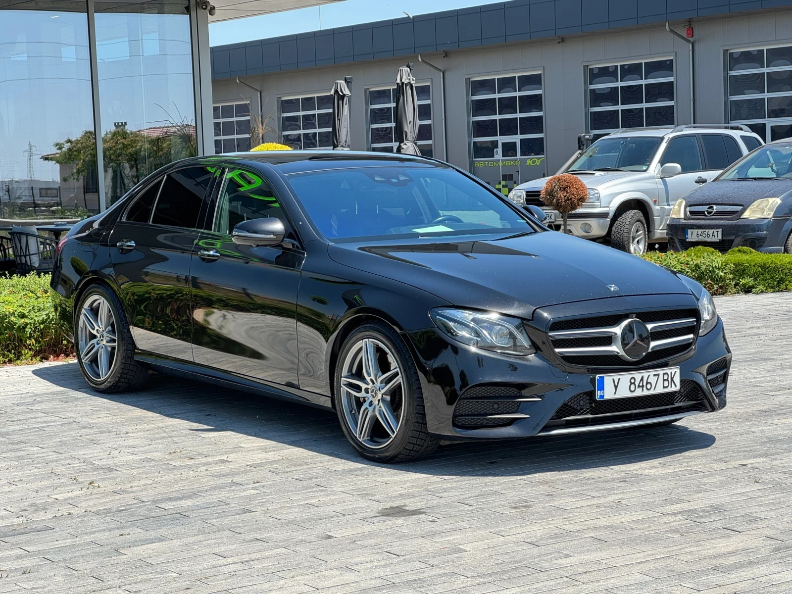 Mercedes-Benz E 400, снимка 2 - Автомобили и джипове - 55108186