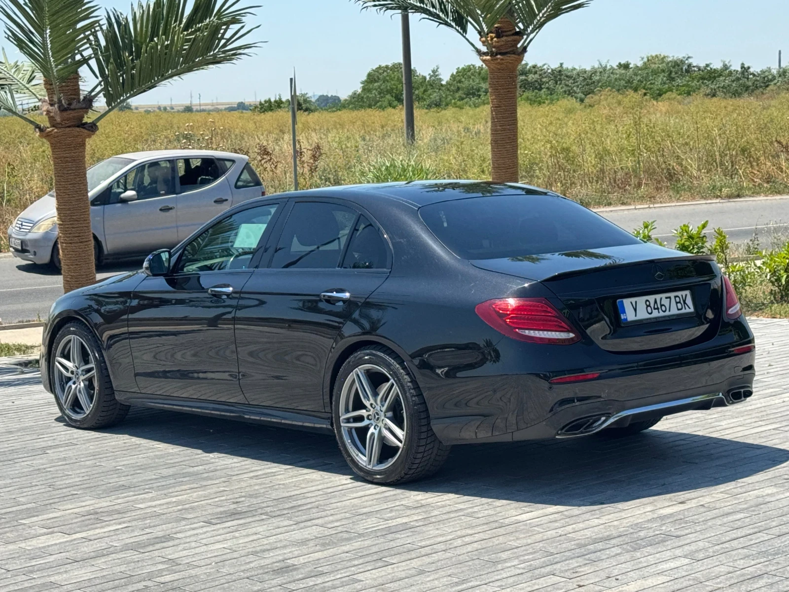 Mercedes-Benz E 400, снимка 4 - Автомобили и джипове - 55108186