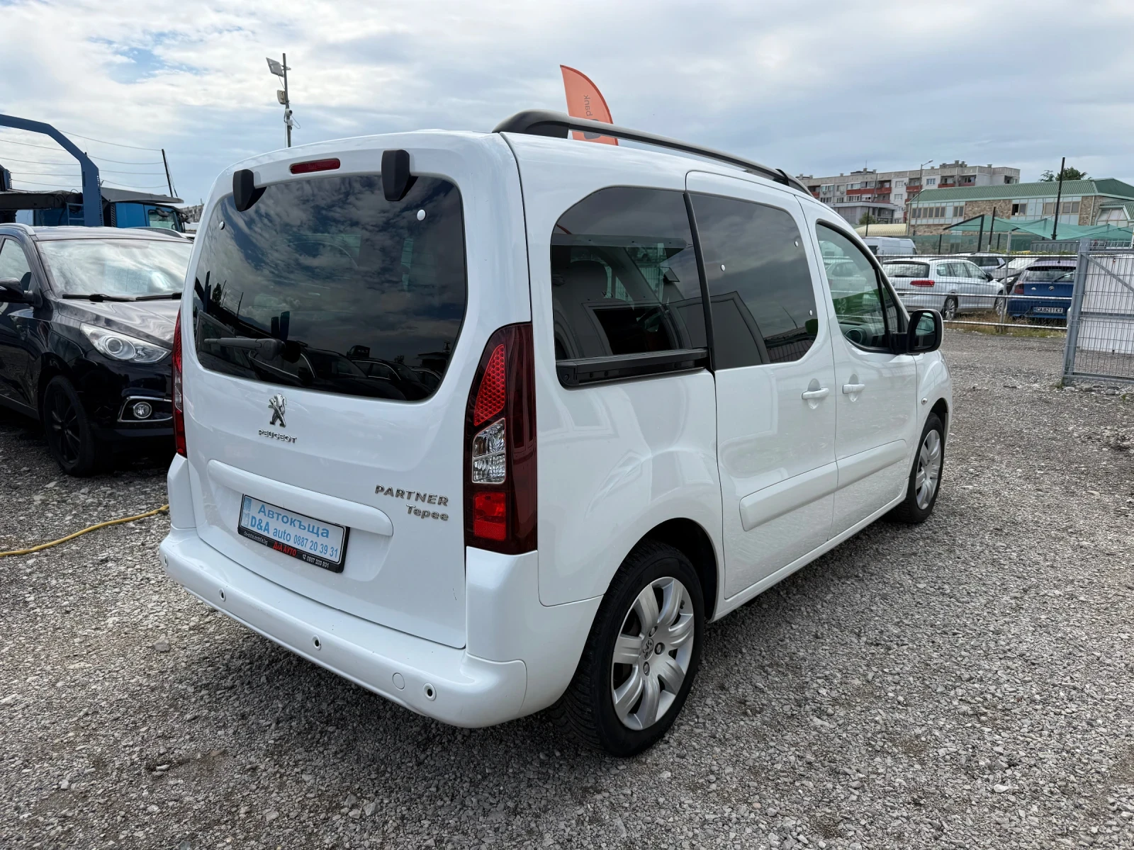 Peugeot Partner 1.6HDI  Euro6   Швейцария , снимка 9 - Автомобили и джипове - 55142675