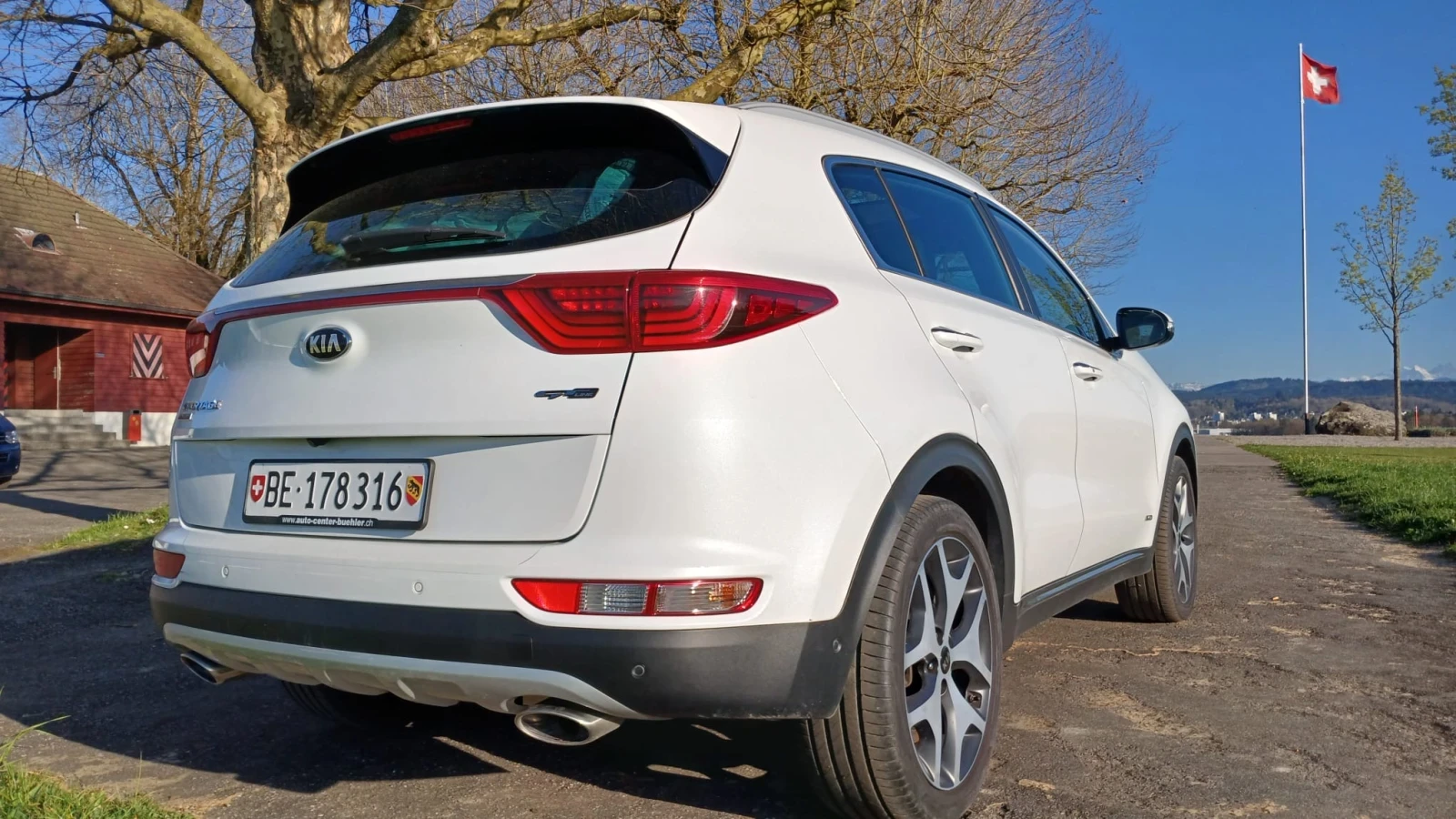 Kia Sportage KIA Sportage 2.0CRDi Style GT Line 4WD Швейцария , снимка 7 - Автомобили и джипове - 55142675