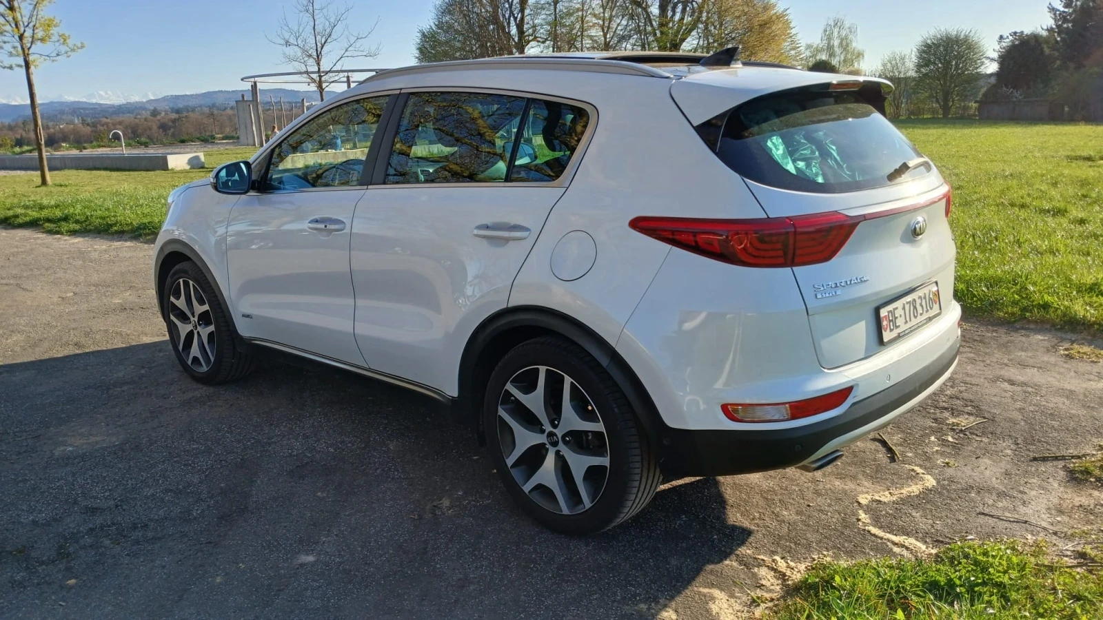 Kia Sportage KIA Sportage 2.0CRDi Style GT Line 4WD Швейцария , снимка 11 - Автомобили и джипове - 55142675