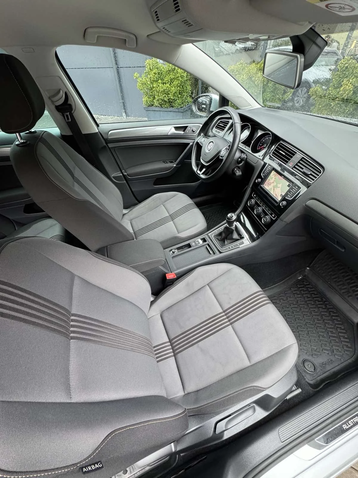 VW Golf МЕТАН, снимка 13 - Автомобили и джипове - 55280228