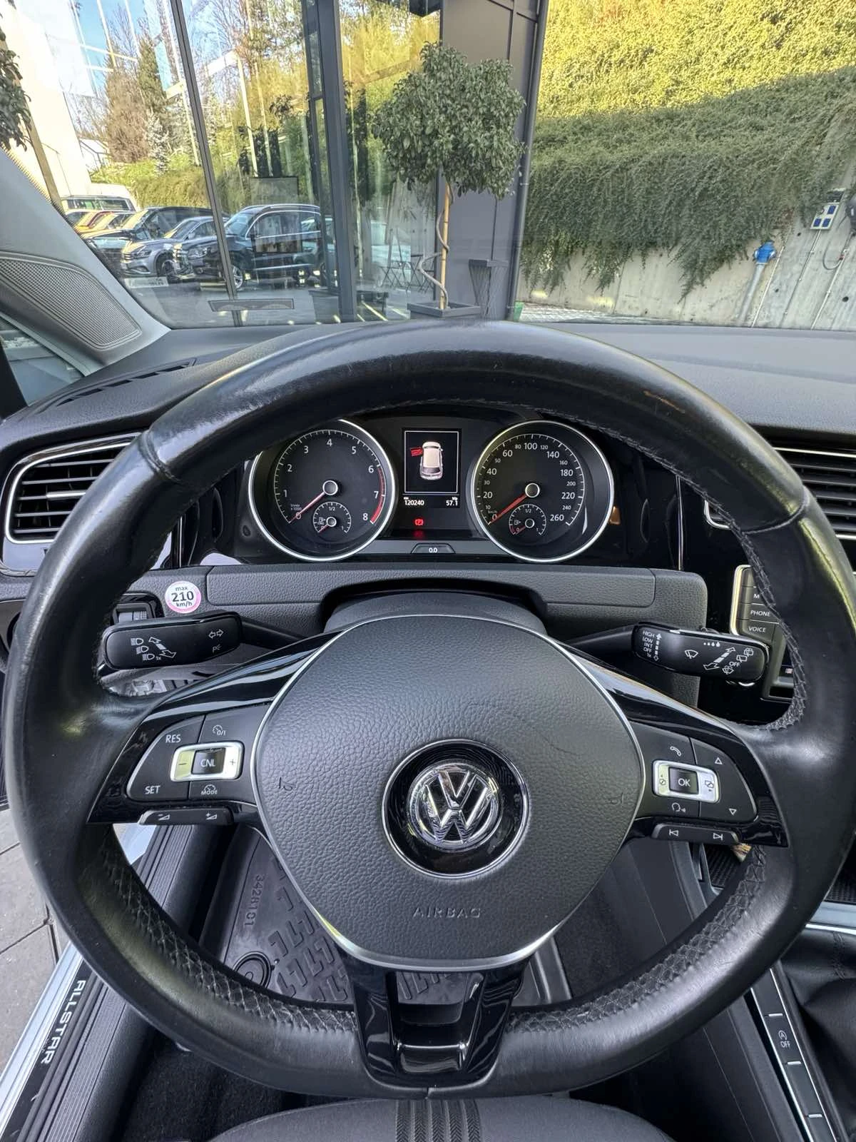 VW Golf МЕТАН, снимка 12 - Автомобили и джипове - 55280228