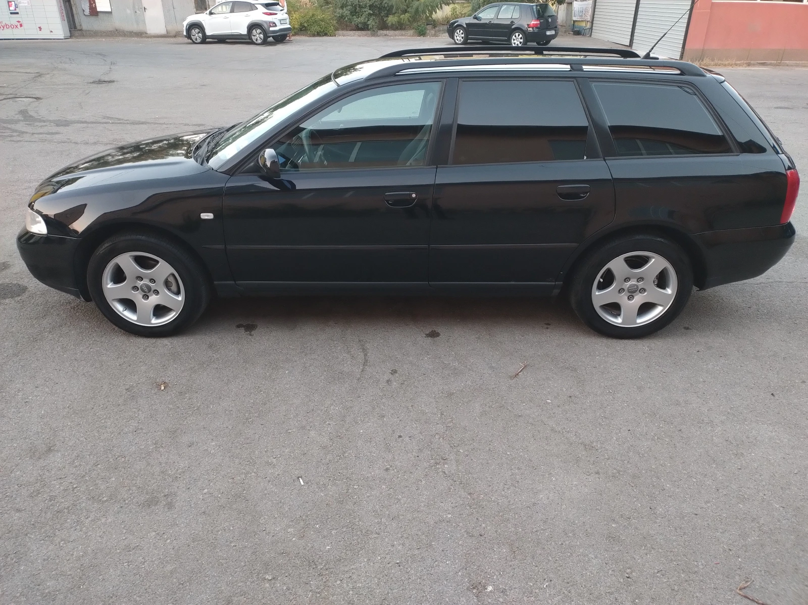Audi A4 1.8 T, снимка 11 - Автомобили и джипове - 55398286