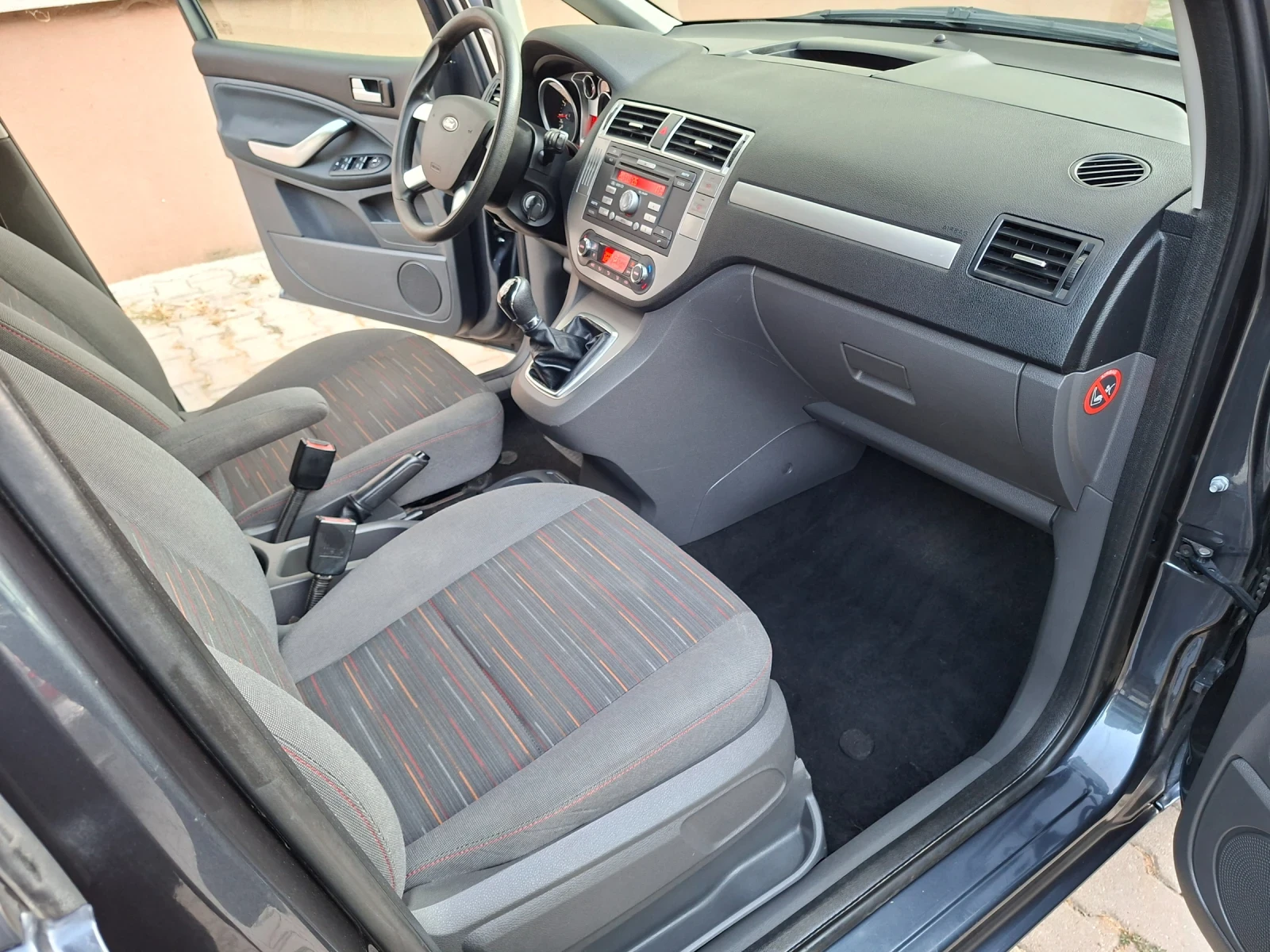 Ford C-max 1.8 i- 154.000km, снимка 10 - Автомобили и джипове - 55746159