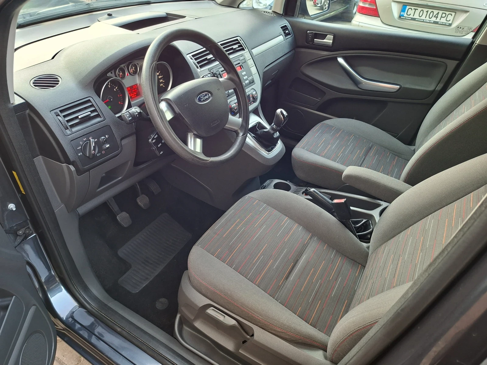 Ford C-max 1.8 i- 154.000km, снимка 7 - Автомобили и джипове - 55746159