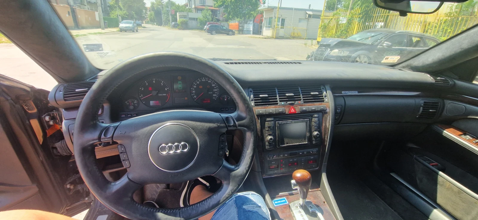 Audi A8, снимка 9 - Автомобили и джипове - 56018754