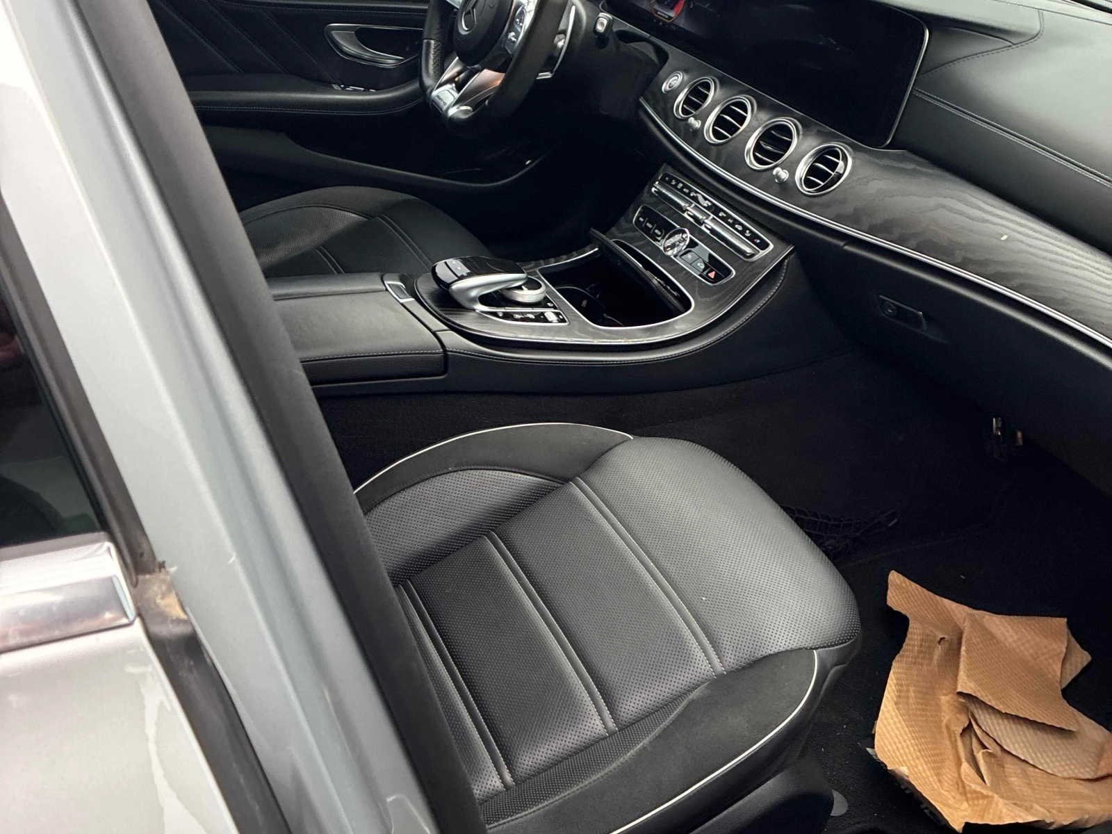 Mercedes-Benz E 63 AMG S * CARFAX * ОПЦИЯ ЗА ФИНАНСИРАНЕ, снимка 14 - Автомобили и джипове - 56083297