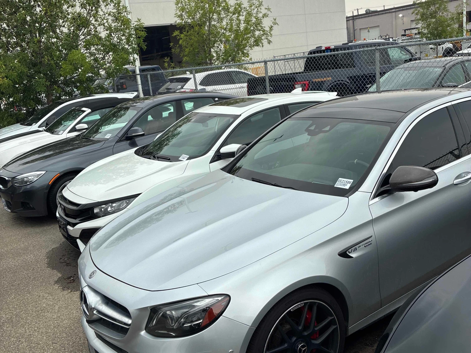 Mercedes-Benz E 63 AMG S * CARFAX * ОПЦИЯ ЗА ФИНАНСИРАНЕ, снимка 15 - Автомобили и джипове - 56083297