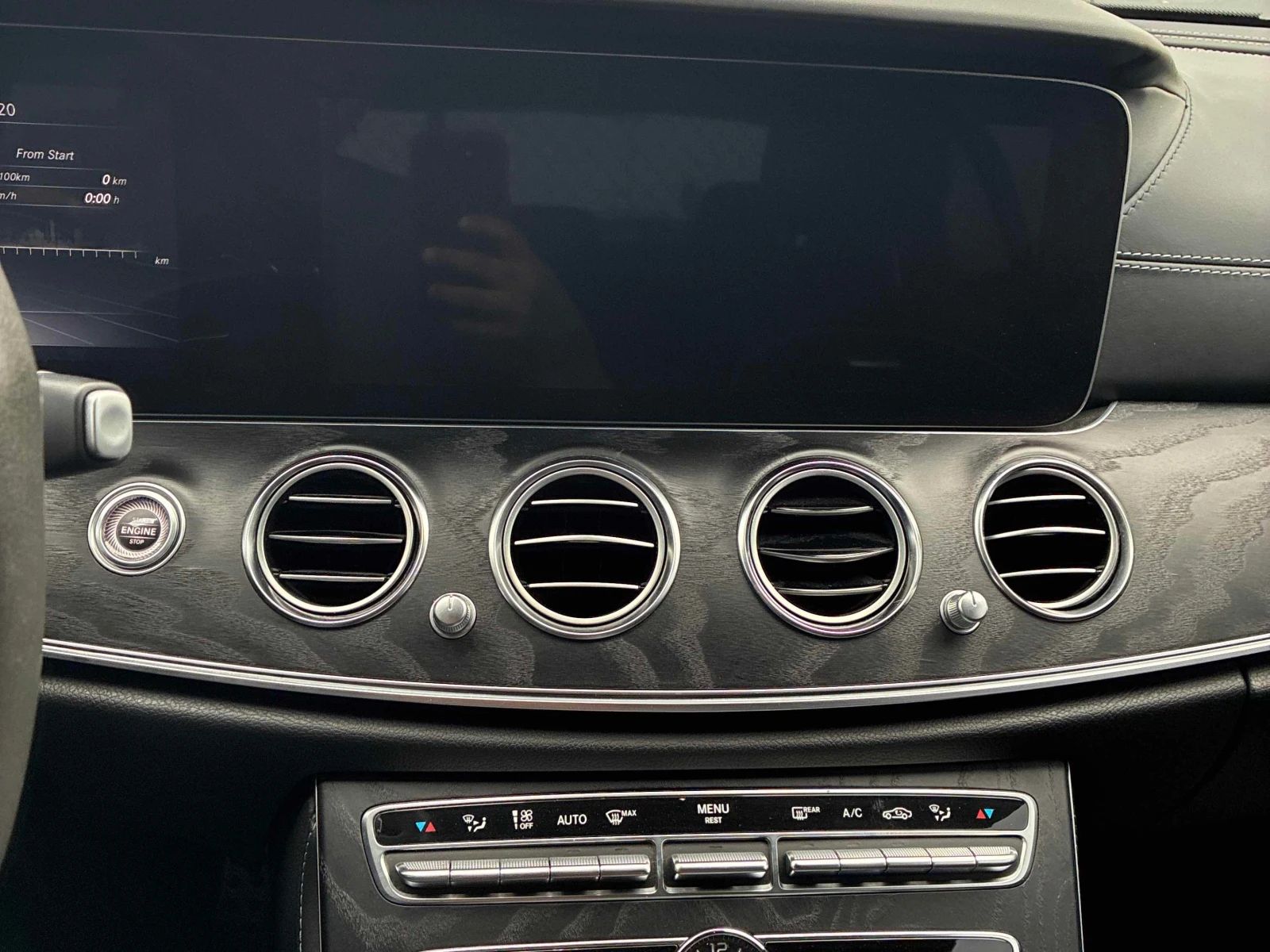 Mercedes-Benz E 63 AMG S * CARFAX * ОПЦИЯ ЗА ФИНАНСИРАНЕ, снимка 9 - Автомобили и джипове - 56083297