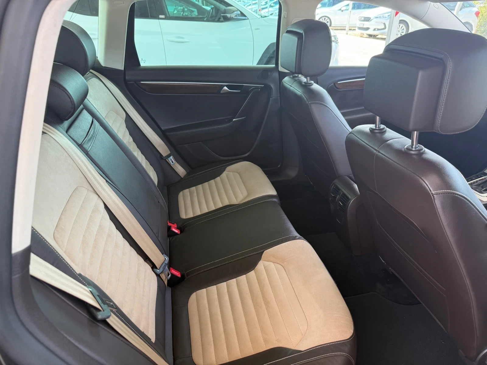 VW Passat 2.0TDI 4x4 ��������� Highline | Mobile.bg � ����������� 12