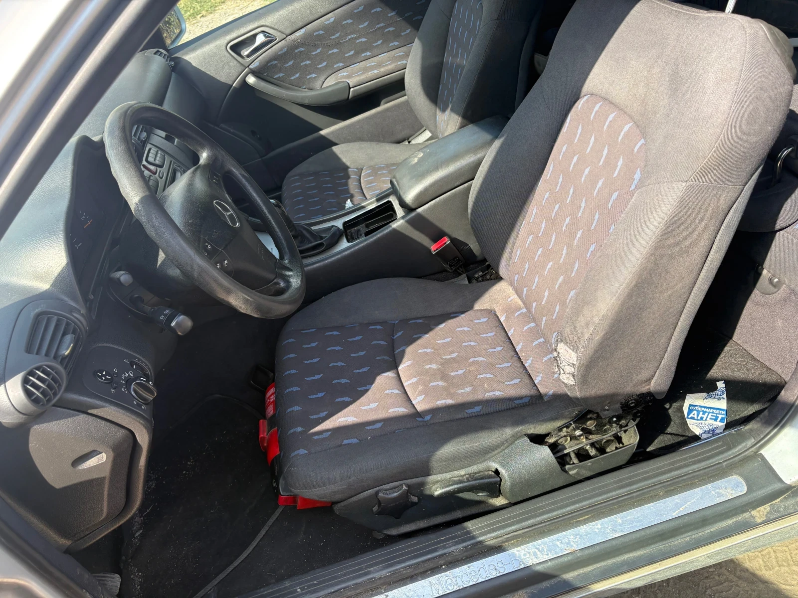 Mercedes-Benz C 220 CDI, снимка 7 - Автомобили и джипове - 56368692