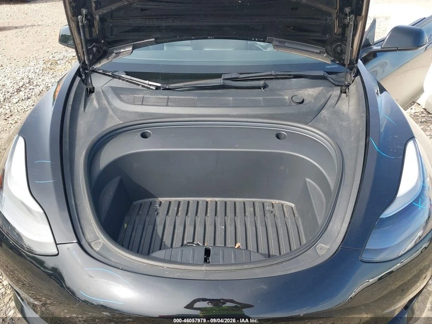 Tesla Model 3 Long Range Dual Motor AWD , снимка 9 - Автомобили и джипове - 56531515