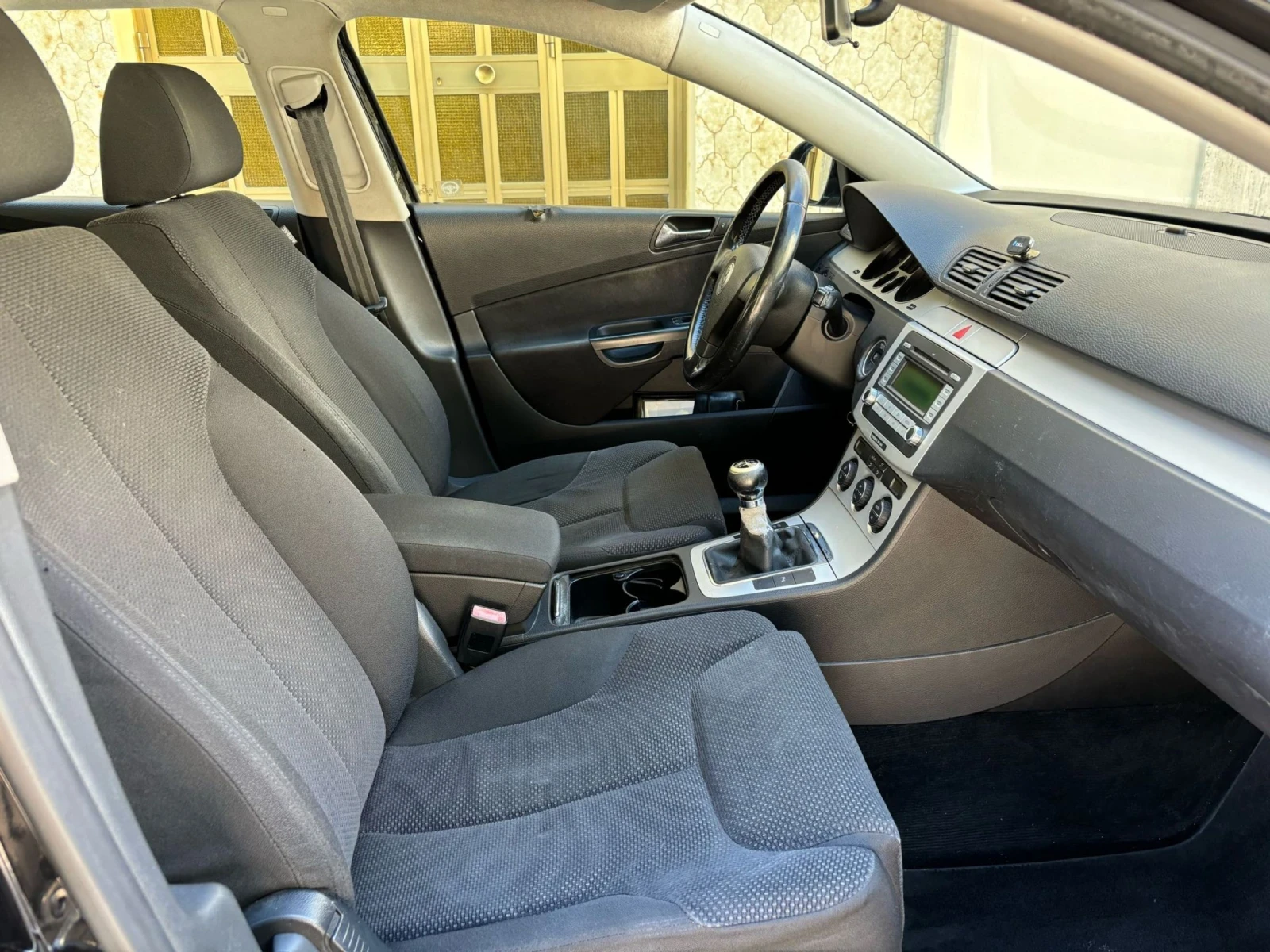 VW Passat, снимка 13 - Автомобили и джипове - 56536064