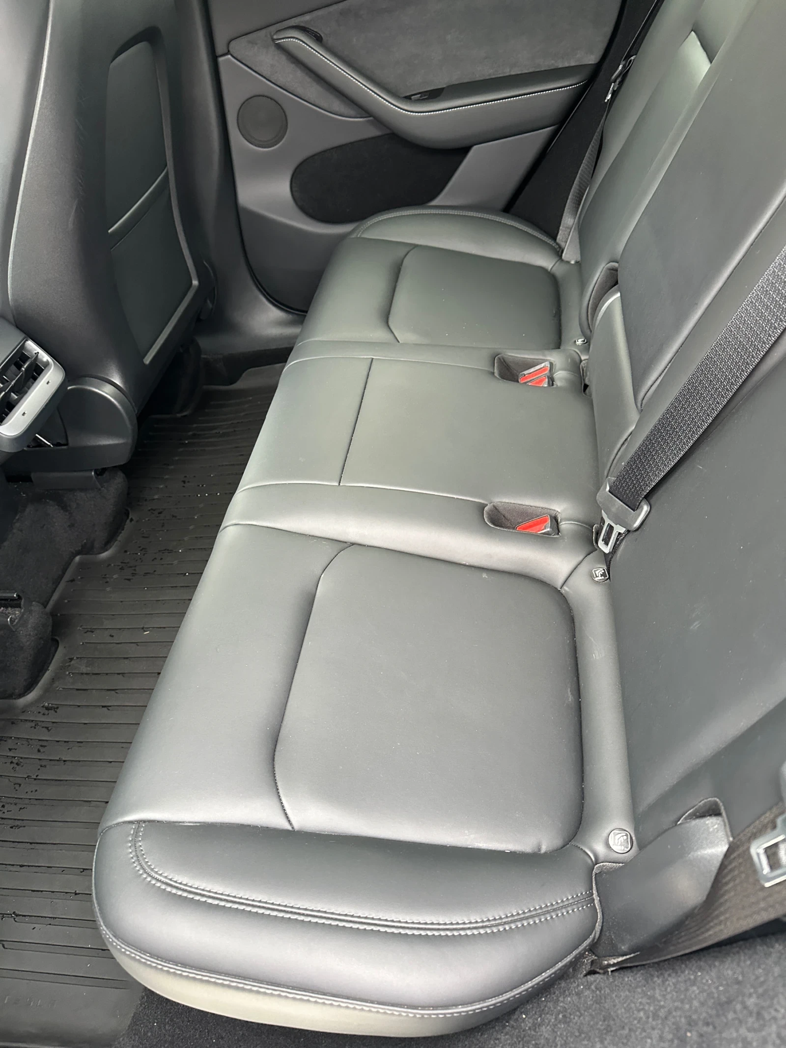 Tesla Model Y  Long Range Dual Motor AWD ����������� � �������� | Mobile.bg � ����������� 7
