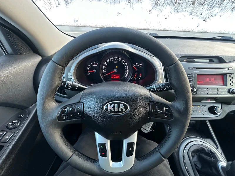 Kia Sportage FACE* DIZEL* LED* TOP, снимка 12 - Автомобили и джипове - 49212226