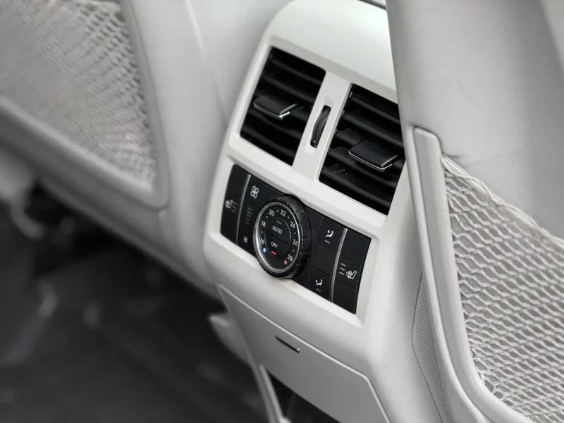 Mercedes-Benz GL 350 BLUETEC, HARMAN/KARDON, PANORAMA, KEYLESS, 360* , , снимка 13 - Автомобили и джипове - 52524627