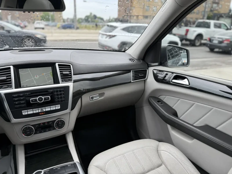 Mercedes-Benz GL 350 BLUETEC, HARMAN/KARDON, PANORAMA, KEYLESS, 360* , , снимка 12 - Автомобили и джипове - 52524627