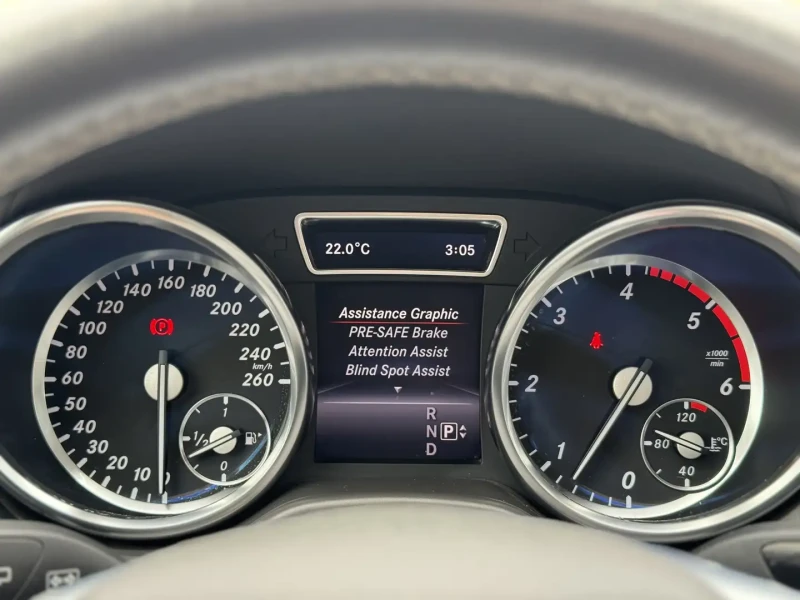 Mercedes-Benz GL 350 BLUETEC, HARMAN/KARDON, PANORAMA, KEYLESS, 360* , , снимка 10 - Автомобили и джипове - 52524627