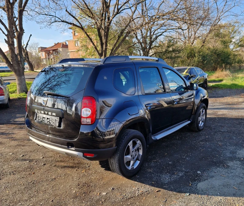 Dacia Duster 1.5DCI 4x4, снимка 4 - Автомобили и джипове - 52642034