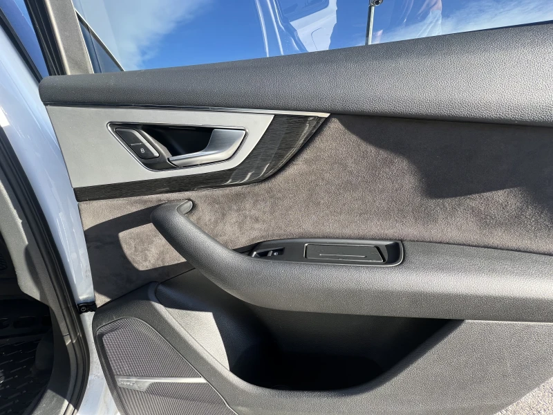 Audi Q7 3.0 TFSI Quattro TECHNIK S-Line, снимка 16 - Автомобили и джипове - 53104544