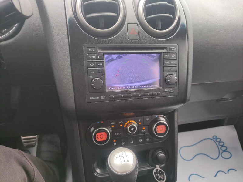 Nissan Qashqai 1.5dci-kато нов  всички екстри n-tech, снимка 11 - Автомобили и джипове - 53092581