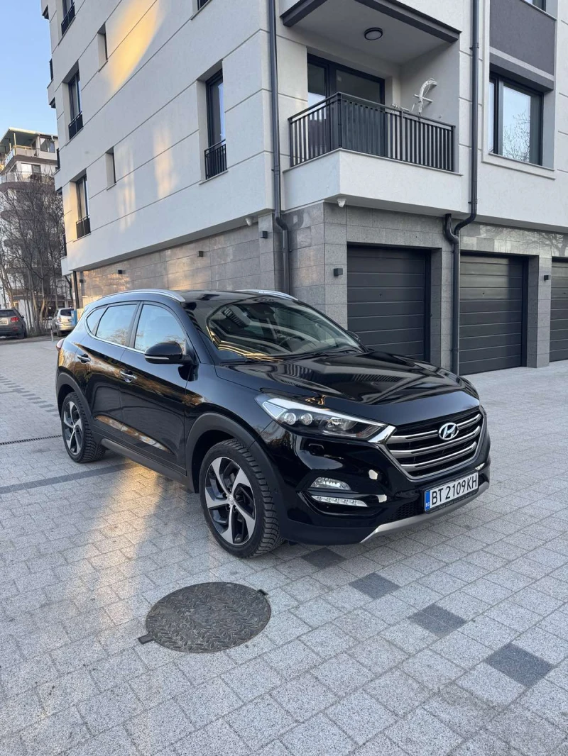Hyundai Tucson CRDI 4WD, снимка 10 - Автомобили и джипове - 53326700