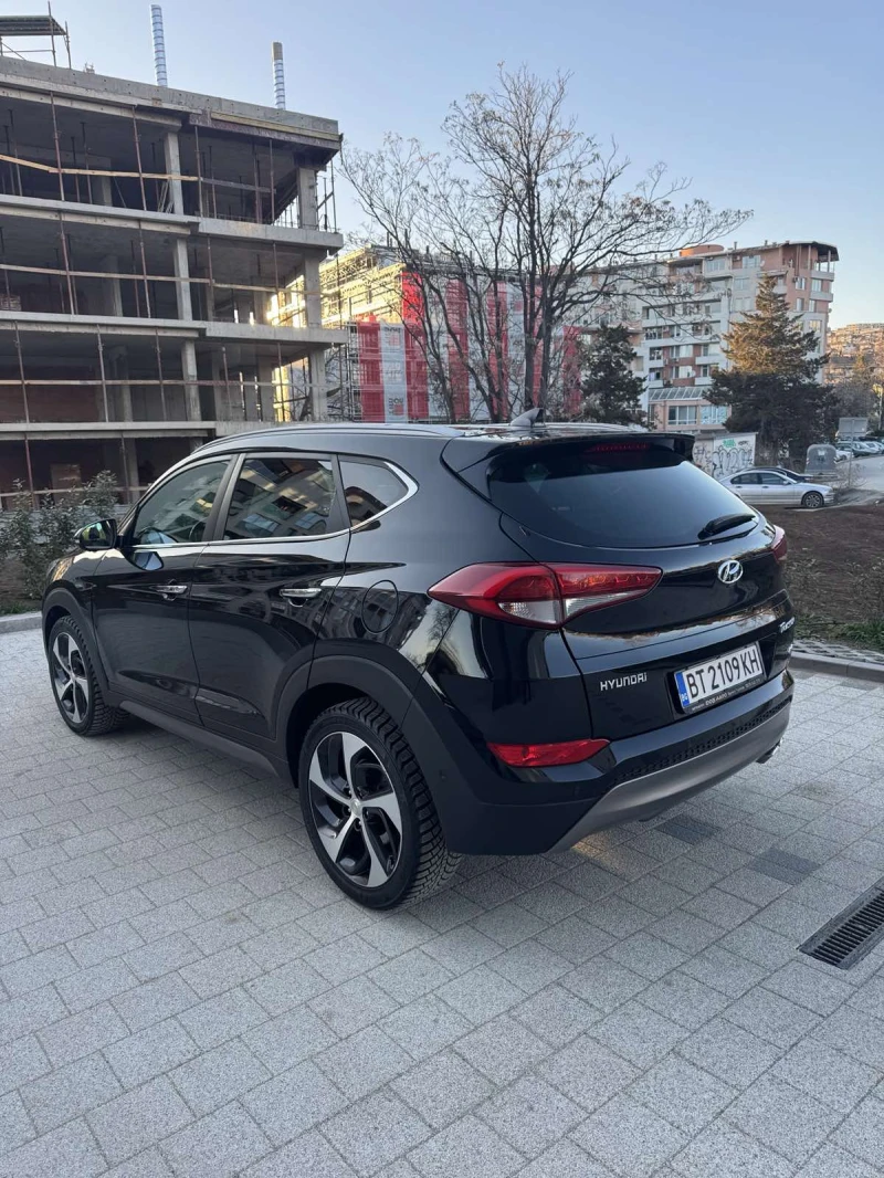 Hyundai Tucson CRDI 4WD, снимка 6 - Автомобили и джипове - 53326700