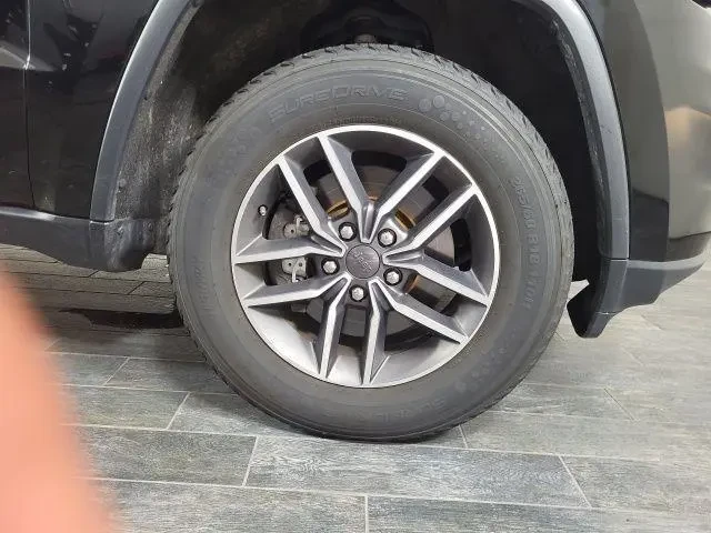 Jeep Grand cherokee Laredo, снимка 8 - Автомобили и джипове - 55511248