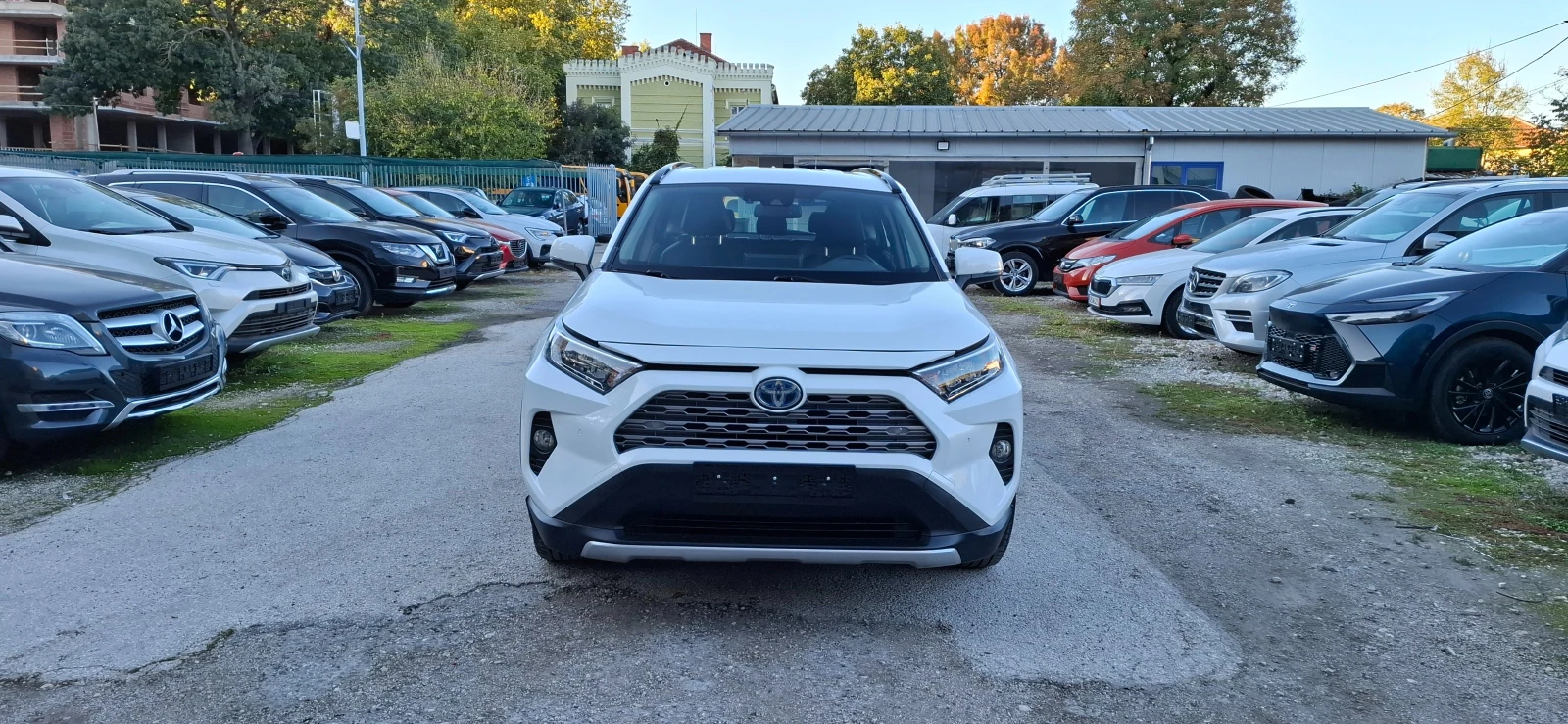 Toyota Rav4 2.5h 222к.с.ШВЕЙЦАРИЯ - изображение 8