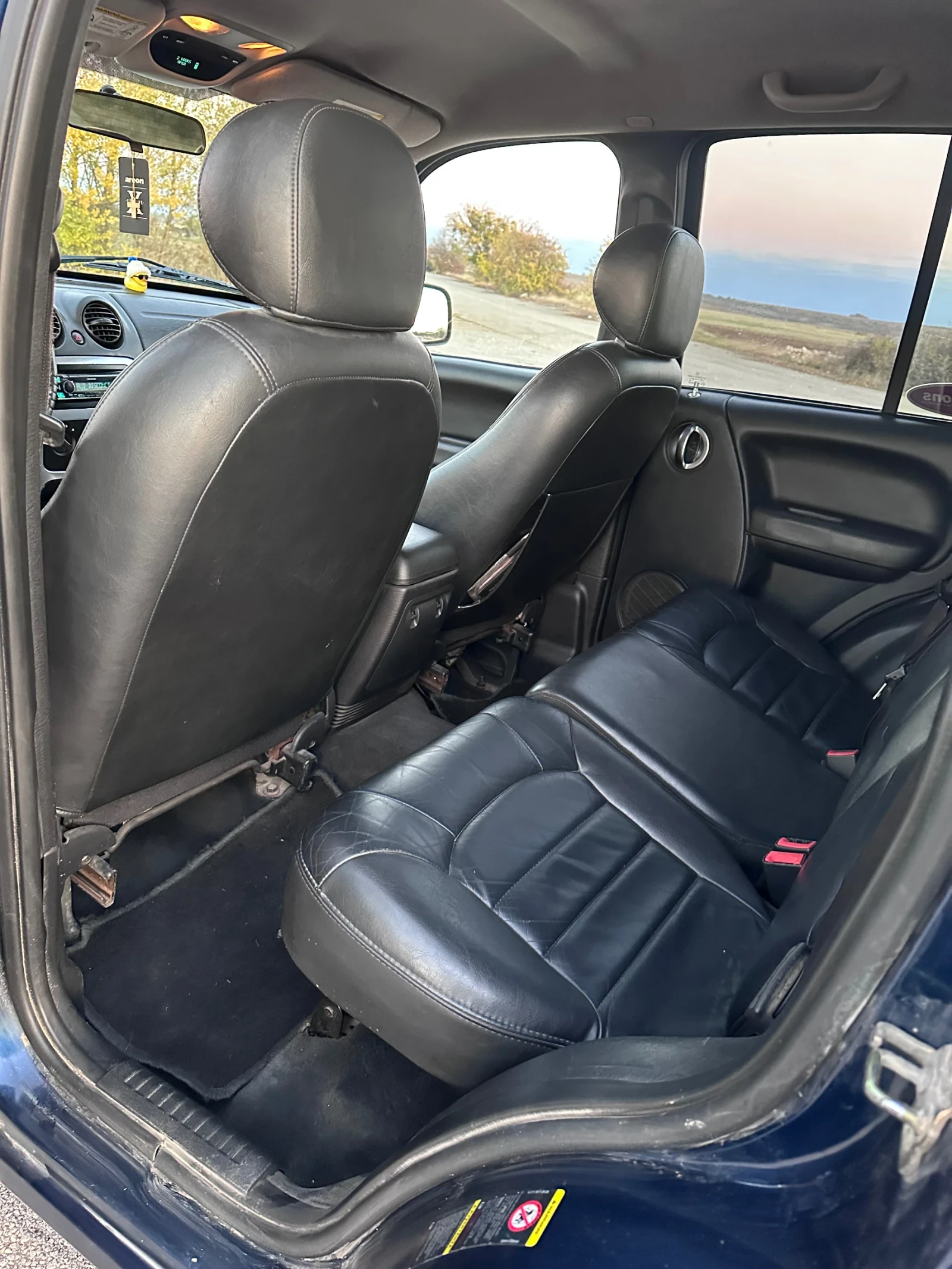 Jeep Cherokee  - изображение 8