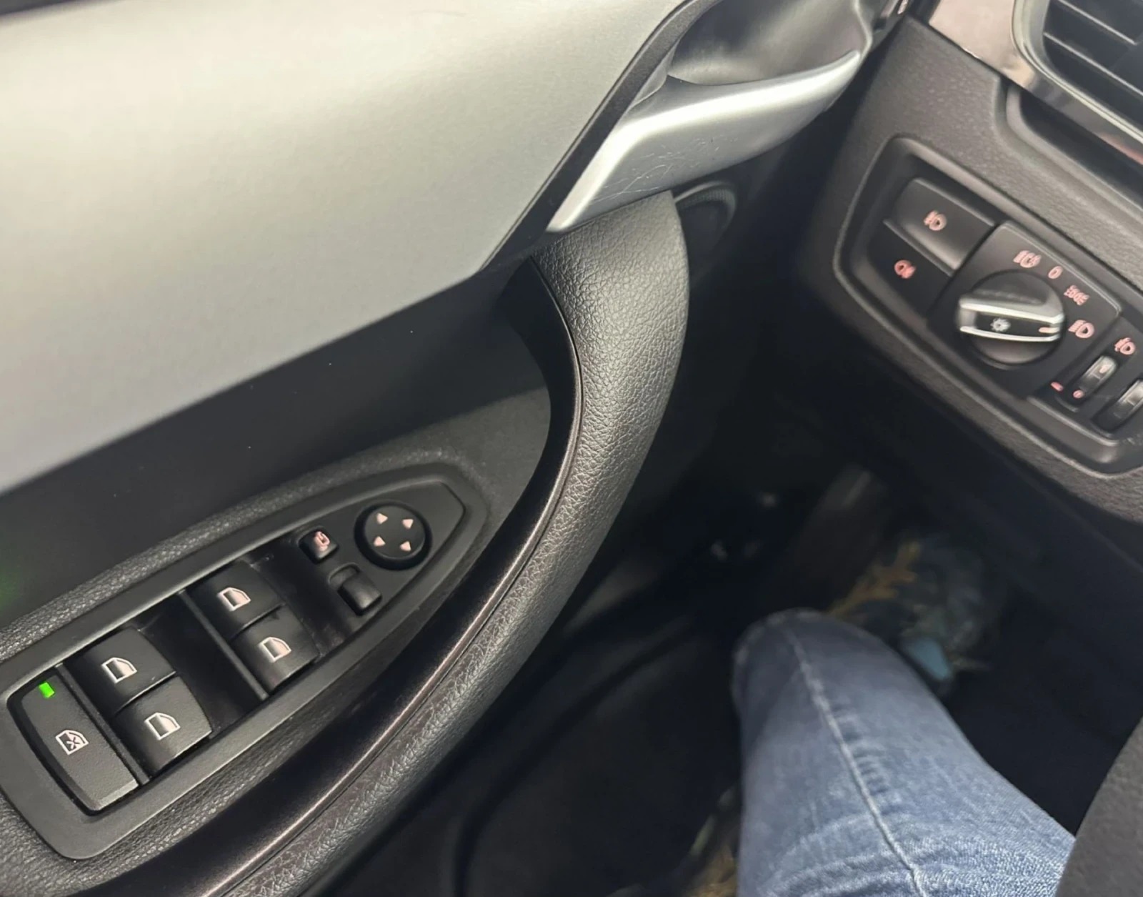 BMW X1 xDrive.25e.KAMERA 360.HEAD-UP. NAVI.LED - изображение 6