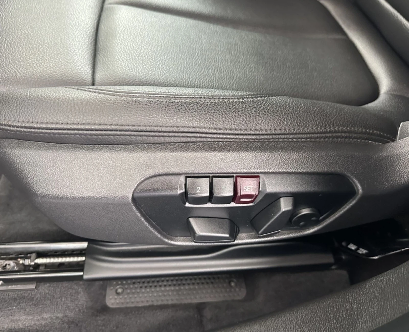 BMW X1 xDrive.25e.KAMERA 360.HEAD-UP. NAVI.LED - изображение 5