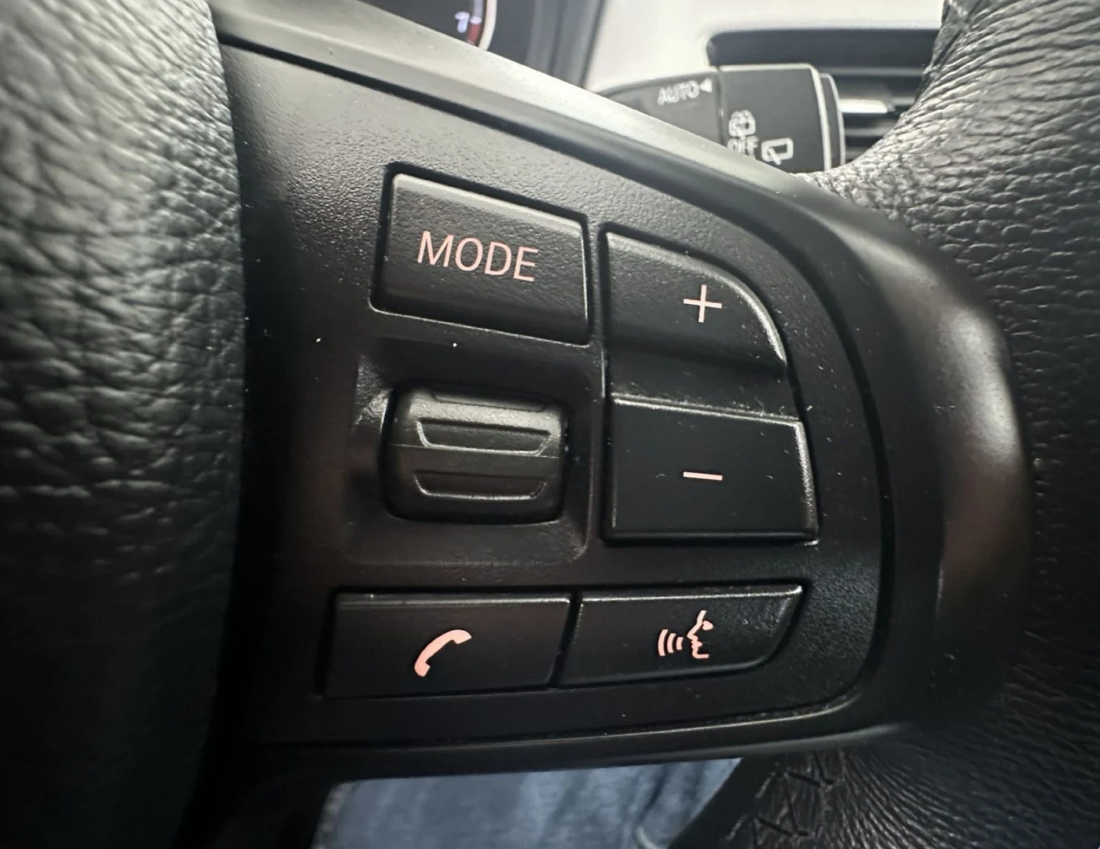 BMW X1 xDrive.25e.KAMERA 360.HEAD-UP. NAVI.LED - изображение 7