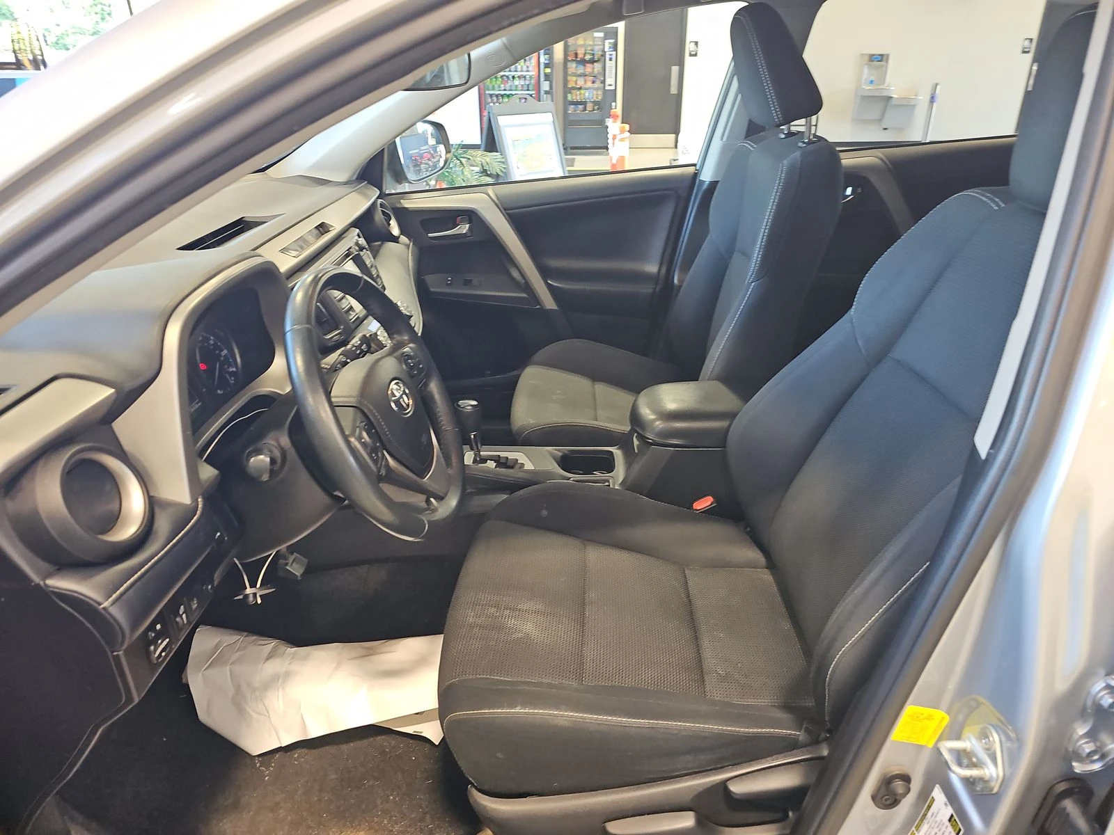 Toyota Rav4 XLE * CARFAX* ОПЦИЯ ЗА ФИНАНСИРАНЕ*  - изображение 7