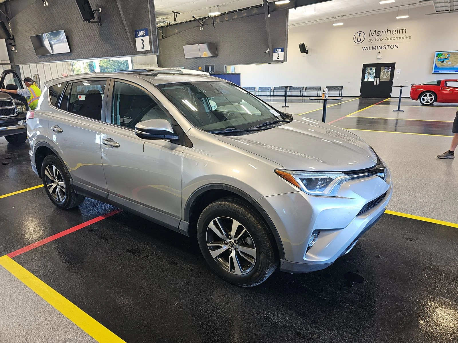 Toyota Rav4 XLE * CARFAX* ОПЦИЯ ЗА ФИНАНСИРАНЕ*  - изображение 3
